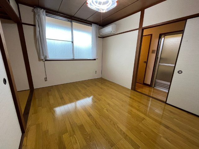 とみながビルのその他