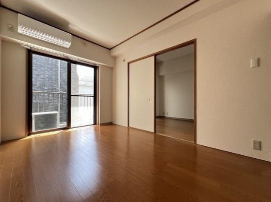 世田谷区深沢５丁目の賃貸マンションの洋室