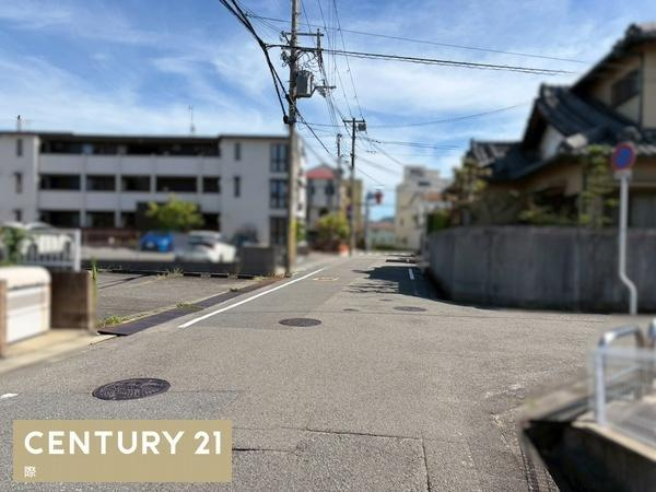 和歌山市太田　土地の前面道路含む現地写真