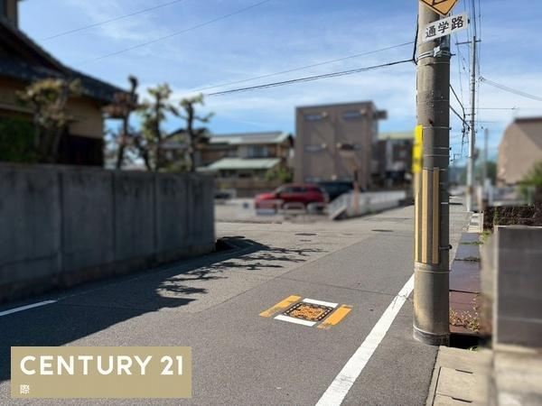 和歌山市太田　土地の前面道路含む現地写真