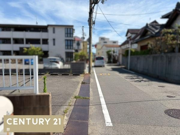 和歌山市太田　土地の前面道路含む現地写真
