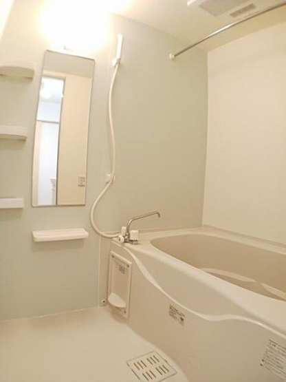 【浴室】 | リュミエール・デュ・ソレイユＢ