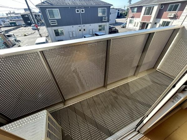 【バルコニー】 | ウィング　ヴュー　Ａ棟