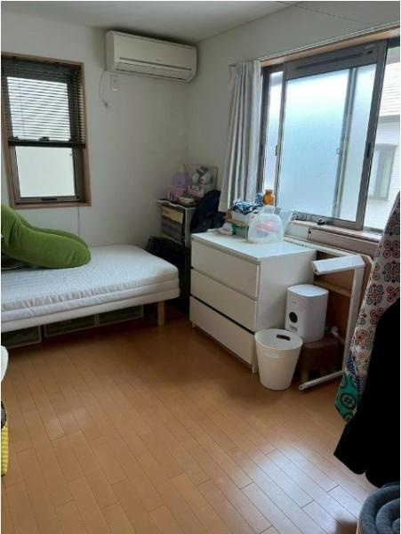 寝屋川市 香里北之町　中古 一戸建ての洋室