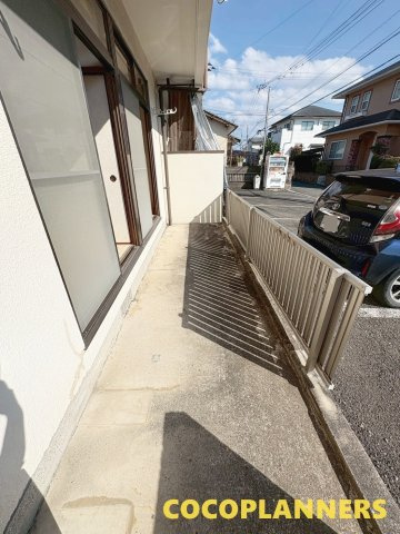 サンドミールのバルコニー|暖かな日差しのふりそそぐバルコニー