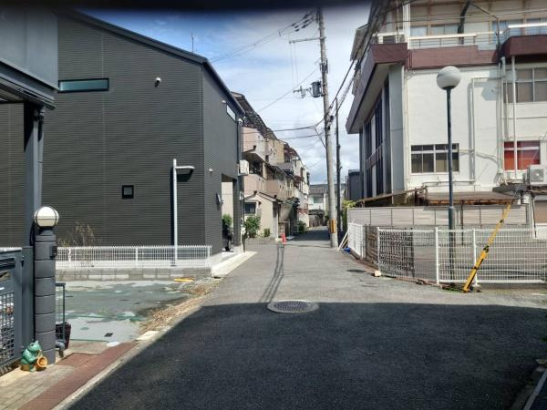【前面道路含む現地写真】