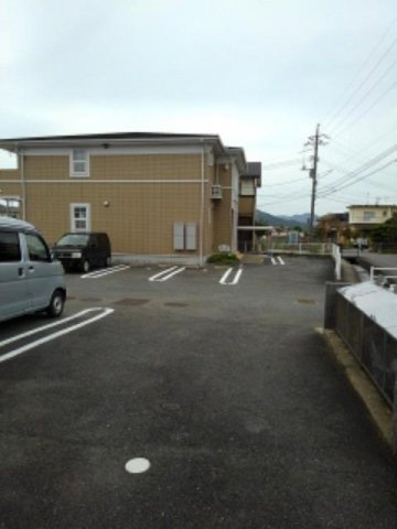 ソレイユ・Ａの駐車場
