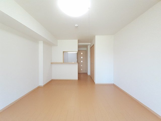 プレシャス　手屋の内装