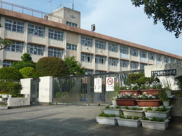 シェルクレールⅡの周辺|吉野東小学校まで1550m