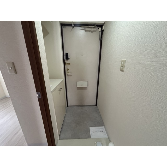 グランパレス小熊の玄関