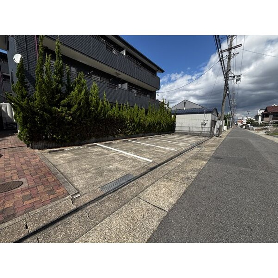 【駐車場】 | ジーライズ西味鋺B棟