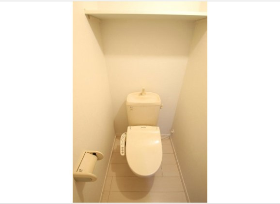 Reyのトイレ|落ち着いたトイレです