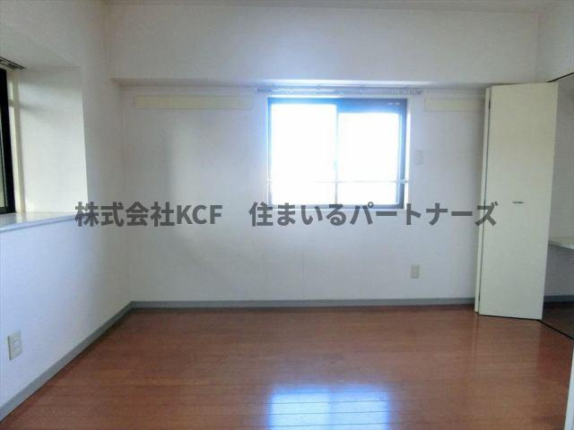 みついビルの洋室|使い勝手のいい洋室です