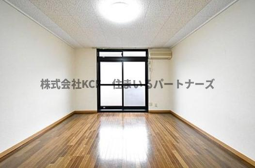 サンシャインの居間・リビング|ゆったりとした居間です