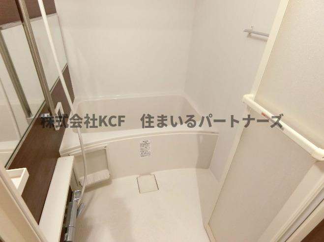 at. eastの浴室|ゆったり過ごせるお風呂です