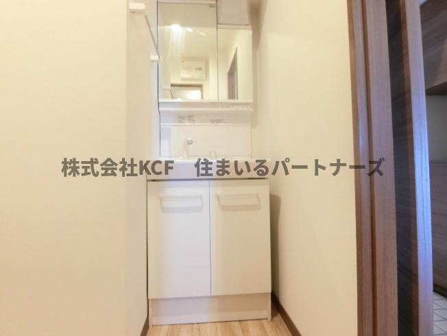 at. eastの洗面所|広い洗面スペース