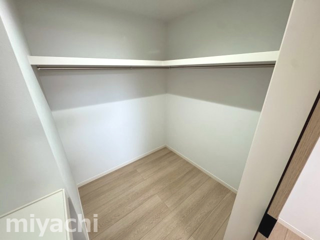 徳島市東吉野町２丁目のアパートの収納