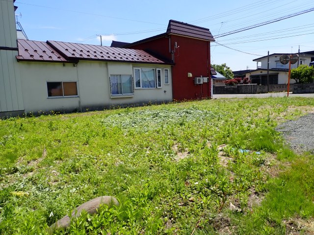 【外観】 | 黒石市追子野木二丁　土地　南向き　県道沿い