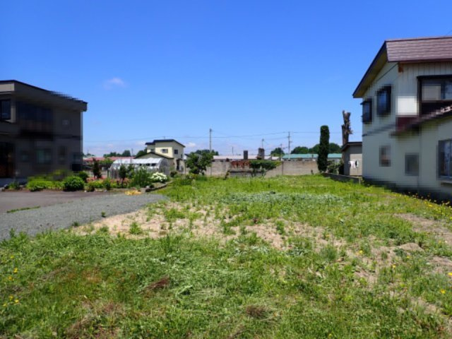 【外観】 | 黒石市追子野木二丁　土地　南向き　県道沿い
