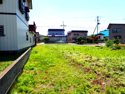 【外観】 | 黒石市追子野木二丁　土地　南向き　県道沿い