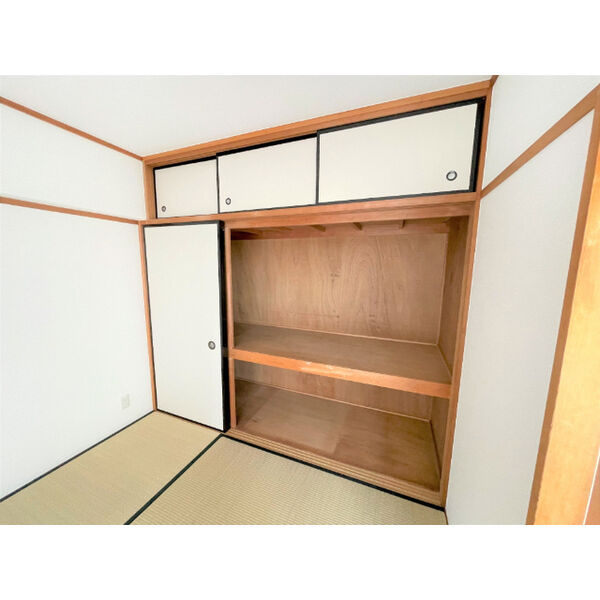 横須賀西住宅の収納