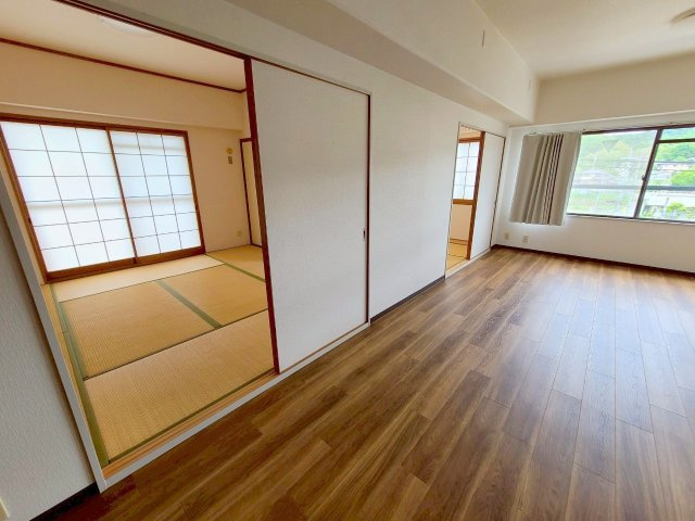 上町グリーンハイツの居間・リビング