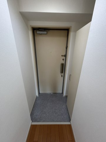 リエス尼崎東の玄関