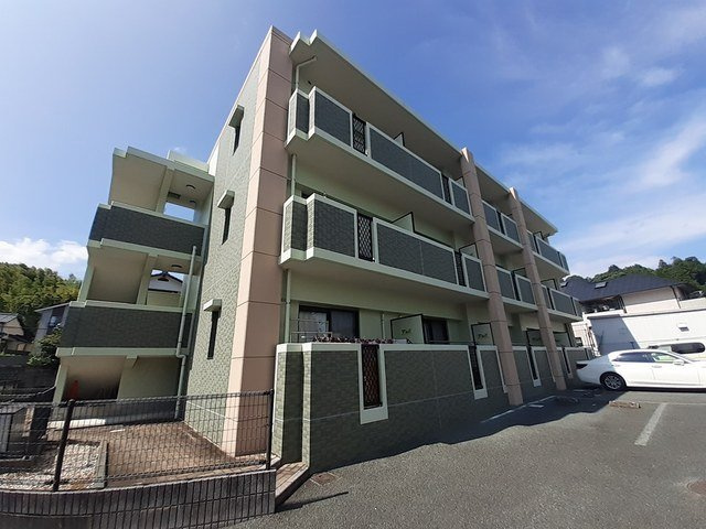熊本市中央区黒髪５丁目の賃貸マンション