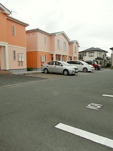 熊本市北区龍田５丁目のアパートの駐車場|駐車スペースもあります