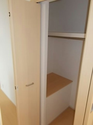 合志市須屋のアパートの収納|収納スペース豊富です