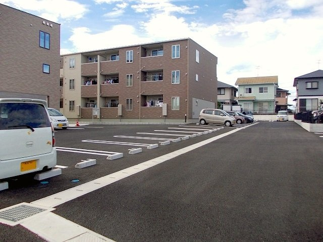 熊本市北区楡木３丁目のアパートの駐車場|駐車場完備です