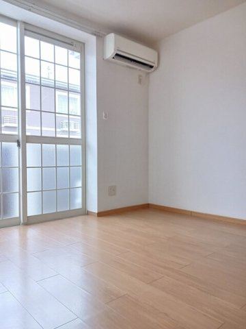 ジュネス９９Ｃの内装|おしゃれな内装です