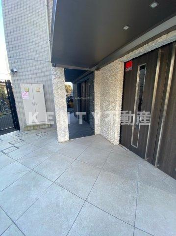 【エントランス】 | ＨＹｓ　ｂｒｉｌｌｅｒ　大森北 | 清潔なエントランスです