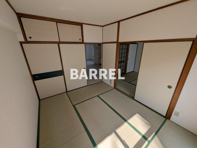 エクセルハイツ下北の和室