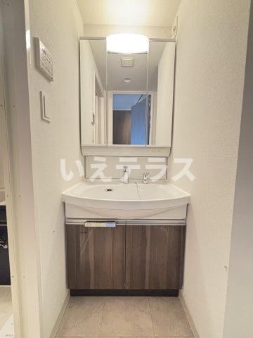 エスライズ神戸三宮山手通壱番館の洗面所