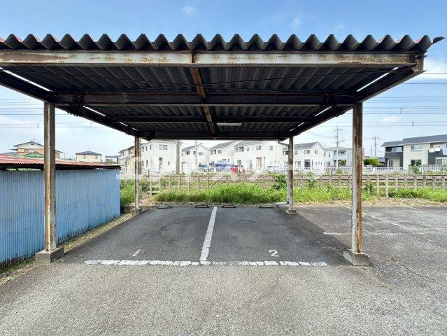 ローランの駐車場|高崎、前橋のお部屋探しはエンドスケープまで！お客様の理想お聞かせ下さい♪