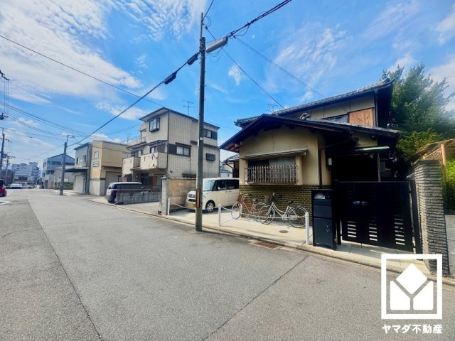 南区上鳥羽高畠町の外観