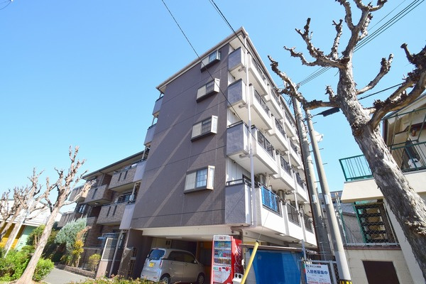 サンライフの外観