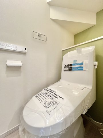 中央区 篠原町　1期 全3棟のトイレ|トイレは各階に設置しており、朝の慌ただしい時間でも混雑を気にすることなくご使用できます。