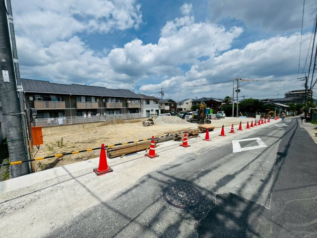 松尾井戸町１号地の前面道路含む現地写真