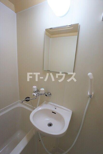 ドミールスズキ津田沼の洗面所