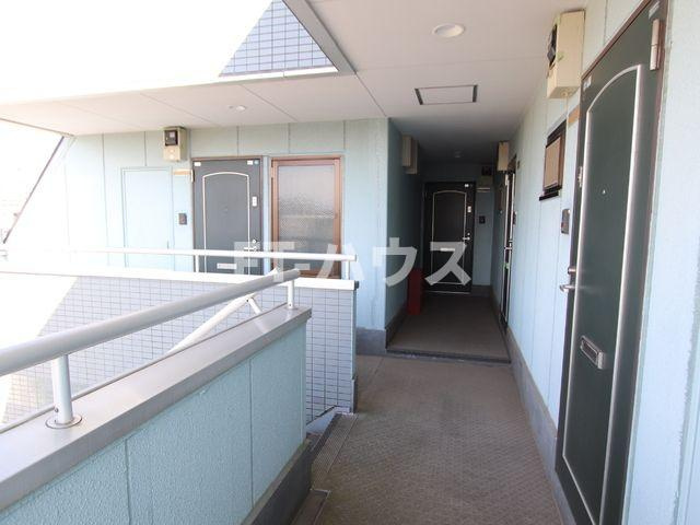 ドミールスズキ津田沼のロビー