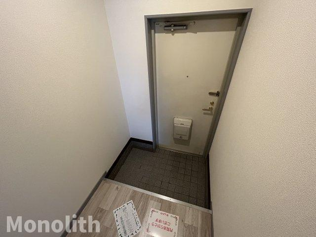 パレスさくらBの玄関