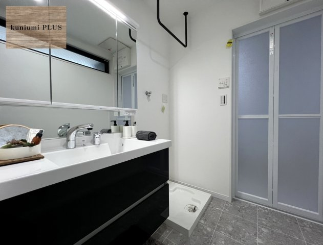 高槻市深沢本町　モデルハウスの洗面所|施工例