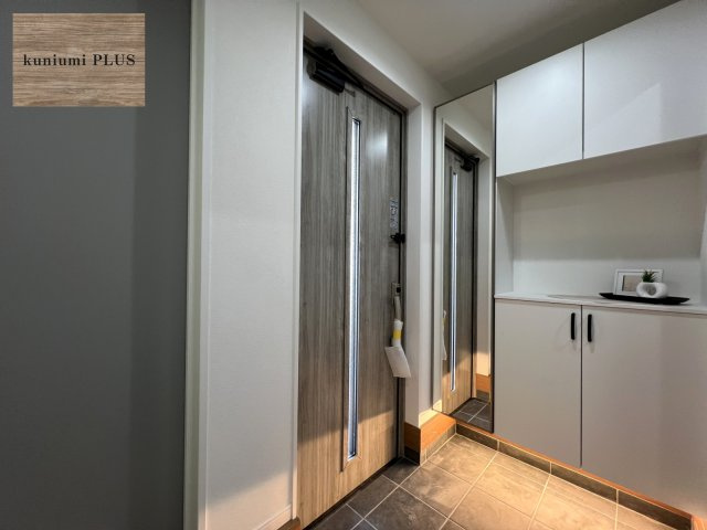 高槻市深沢本町　モデルハウスの玄関|施工例
