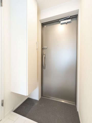シティウォーク荏原中延の玄関|収納もある玄関です