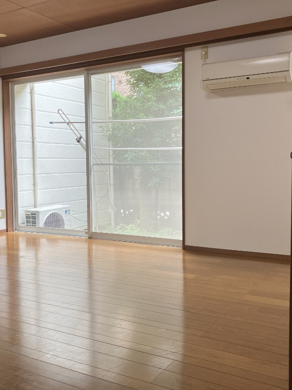 世田谷区東玉川１丁目の一戸建ての居間・リビング|おしゃれなリビングです