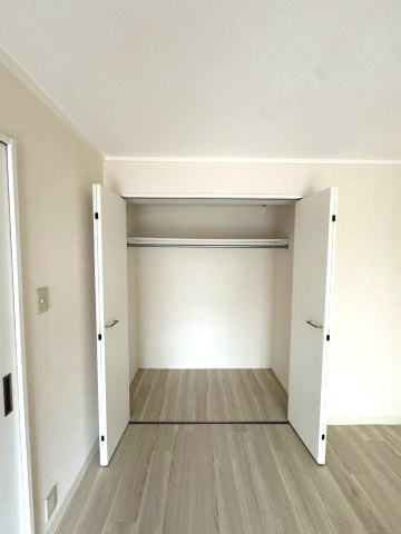 杉並区方南２丁目の賃貸マンションの収納|たっぷりとした収納スペースです
