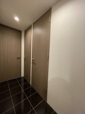 ＧＲＡＮ ＰＡＳＥＯ吉祥寺の玄関|落ち着いた玄関です