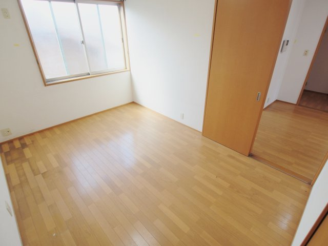 広島市安芸区矢野西５丁目のアパートの居間・リビング